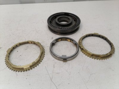 Муфта синхронизатора кпп Volkswagen Golf 2009 6