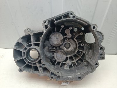 Корпус кпп Volkswagen Golf 2009 6