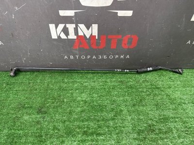 Упор капота Hyundai i30