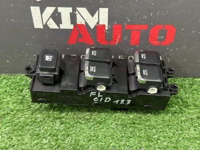 Блок управления стеклоподъемниками Kia Ceed 2 2015 SW