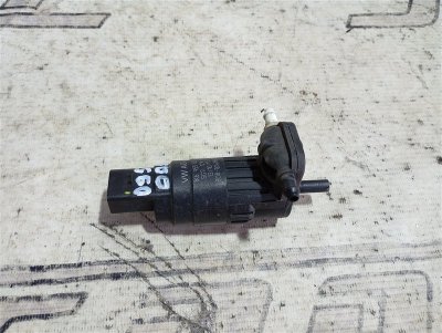 Насос омывателя стекла Volkswagen Tiguan 2012 5N