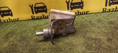 Главный тормозной цилиндр Toyota Yaris 1999-2006 P10