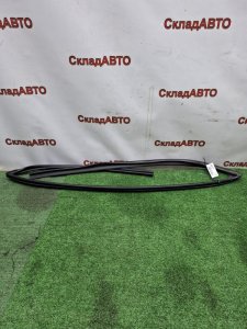 Уплотнитель стекла двери Toyota Camry 2006 ACV40