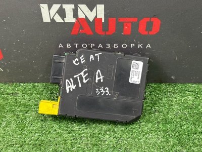 Блок управления подрулевыми переключателями SEAT ALTEA