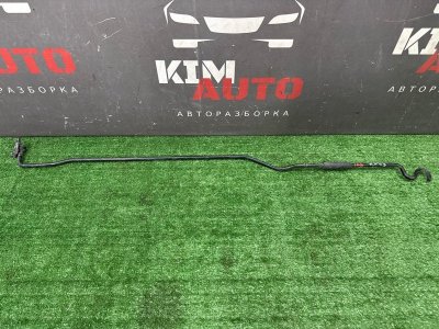 Упор капота Chevrolet Cruze