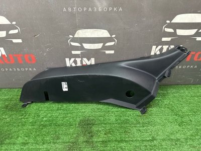 Накладка стойки кузова Kia Ceed 2 2015 SW