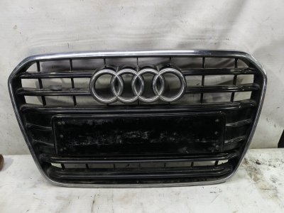 Решетка радиатора Audi A6 2012