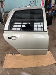 Дверь боковая Лада Гранта 2012 седан