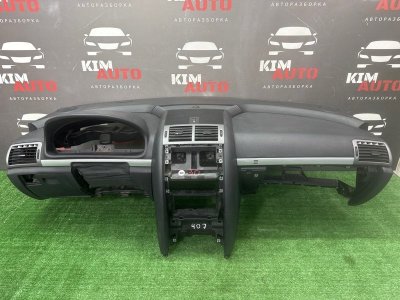 Торпедо Peugeot 407