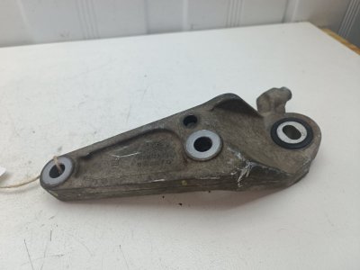 Кронштейн кпп Opel Corsa 2010 D