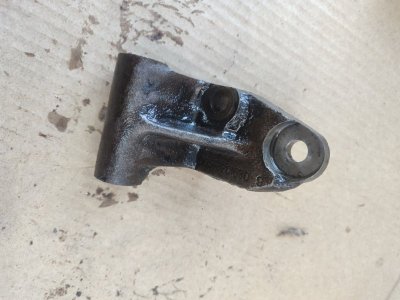Кронштейн генератора лада 21053 2105