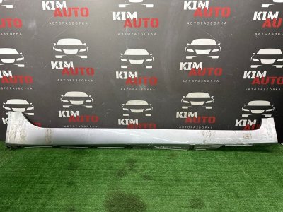 Накладка порога наружная Nissan Primera