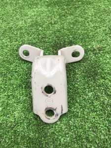 Петля двери