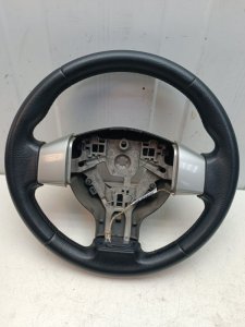 Руль Nissan Note E11