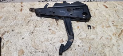 Педаль стояночного тормоза Mercedes w123 1980 Седан