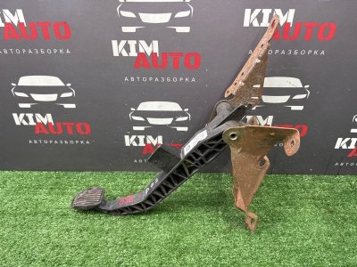 Педаль сцепления Ford Focus 2