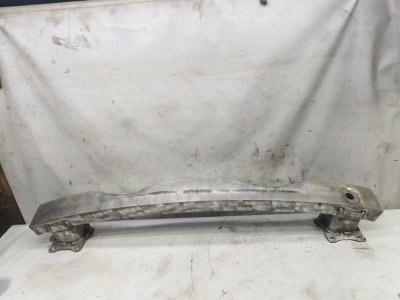 Усилитель бампера Audi A6 2012