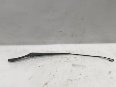 Поводок стеклоочистителя Volkswagen Polo 2020