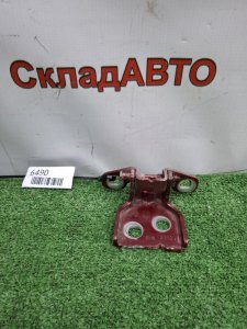 Петля двери