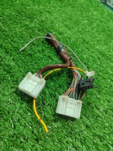 Фишка разъем TOYOTA Avensis t-250