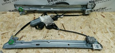 Стеклоподъемник Mercedes VIANO 2011 639 рест