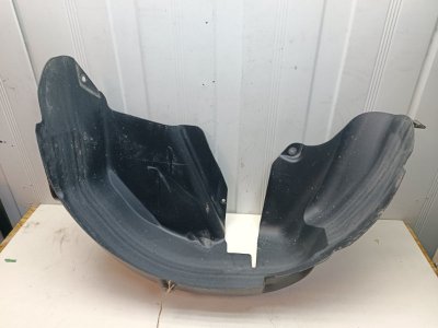 Подкрылок (локер) Nissan Note E11