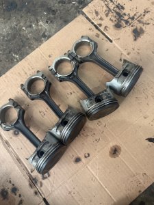 Поршень Ford FOCUS 2