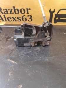 Замок передней левой двери Opel Zafira 2003 A