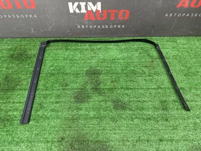 Уплотнитель двери Kia Ceed 2 2015 SW