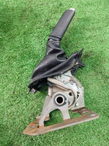 Рычаг стояночного тормоза Ford FOCUS 2