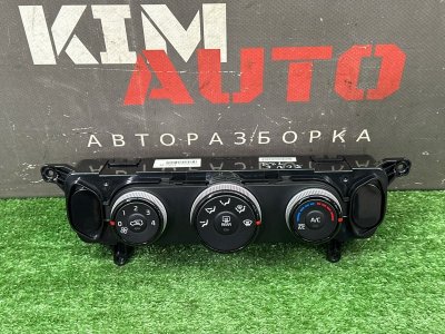 Блок управления отопителем и кондиционером Kia Soul 2014 SW
