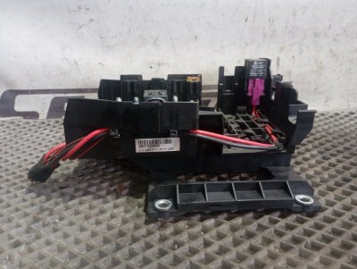 Блок предохранителей Volkswagen Touareg 2006 GP