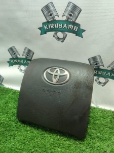 Подушка безопасности в руль TOYOTA Voxy