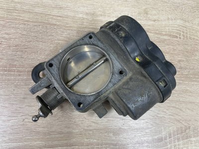 Дроссельная заслонка Mercedes-Benz E-Class W210