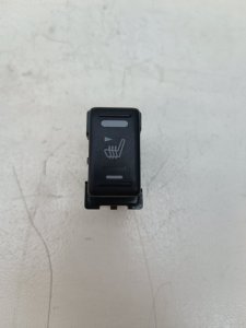 Кнопка подогрева сиденья Nissan Note E11