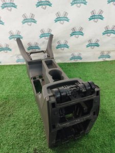 Консоль центральная Ford FOCUS 2