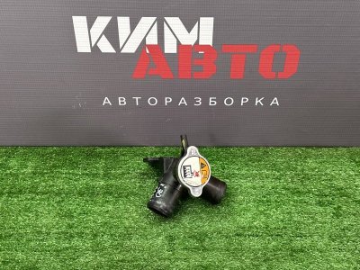 Горловина радиатора Hyundai i30 2013