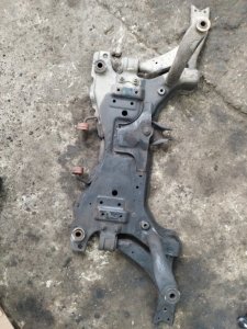 Балка подвески Ford FOCUS 2