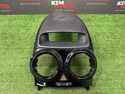 Рамка магнитолы Opel Corsa D