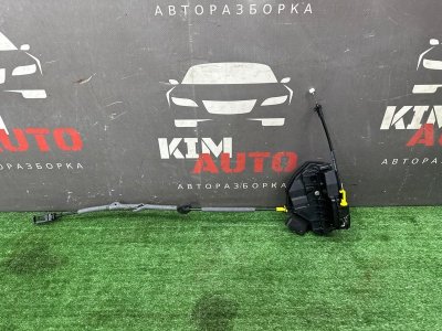 Замок двери Ford Kuga 2013 SUV