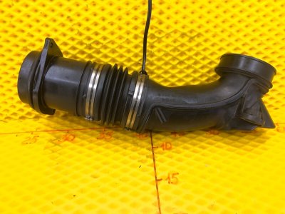 Патрубок воздушного фильтра Mercedes-Benz S-Class 2014 W222