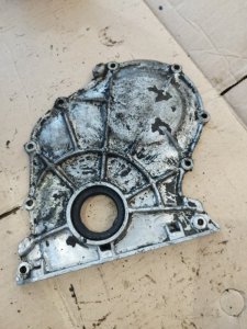 Крышка двигателя лада 2105 21053