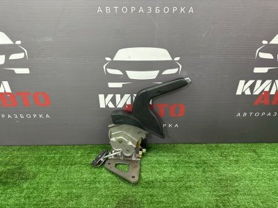 Рычаг стояночного тормоза (ручник) Hyundai i30 2013