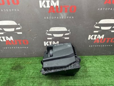 Корпус воздушного фильтра Opel Astra H
