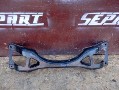 Подрамник Skoda YETI 2011 5L