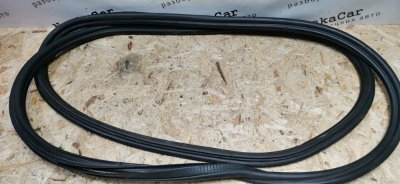 Уплотнитель двери Mercedes VIANO 2011 639 рест