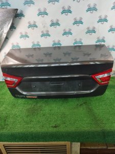 Крышка багажника лада Веста 2018