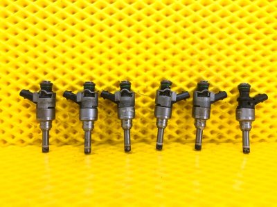 Форсунка топливная Audi Q7 2014 4LB