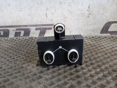 Блок управления двери Skoda YETI 2015