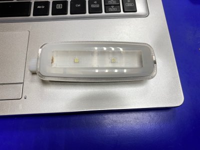 Плафон салонный AUDI A7 SPORTBACK 2011 4G